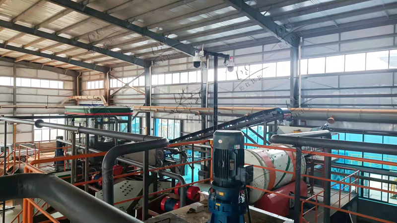 工业污染土壤淋洗修复技术.png 土壤修复现场.png